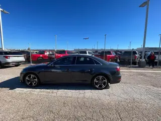 Audi A4 2018 2.0T ultra Premium Plus 4dr Sedán