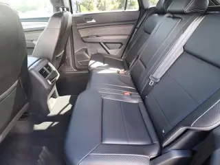 Volkswagen Atlas Cross Sport 2023 V6 SE 4dr SUV con tecnología
