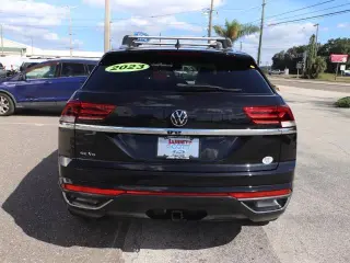 Volkswagen Atlas Cross Sport 2023 V6 SE 4dr SUV con tecnología