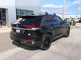 Volkswagen Atlas Cross Sport 2023 V6 SE 4dr SUV con tecnología