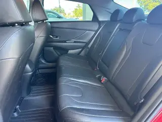 Hyundai ELANTRA Hybrid 2023 Limited 4dr Sedán
