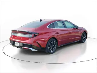 Hyundai SONATA 2025 AWD SEL sedán de 4 puertas