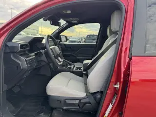 Toyota 4Runner 2025 4x4 SR5 4dr SUV