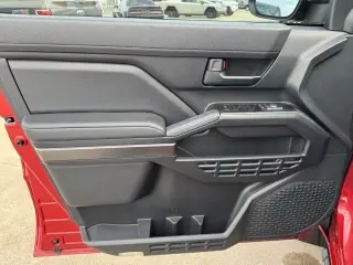 Toyota 4Runner 2025 4x4 SR5 4dr SUV