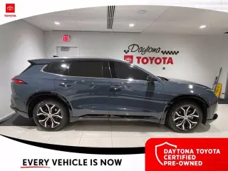 Toyota Crown Signia 2026 AWD XLE 4dr Crossover