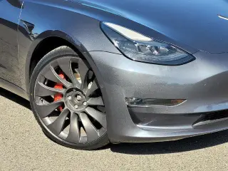 Tesla Model 3 2021 AWD Performance Sedán de 4 puertas
