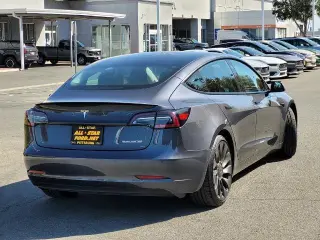 Tesla Model 3 2021 AWD Performance Sedán de 4 puertas