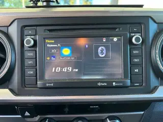 Toyota Tacoma 2018 4x2 TRD Off-Road 4dr Double Cab 5.0 ft SB