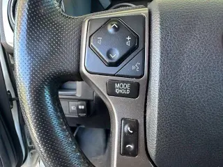 Toyota Tacoma 2018 4x2 TRD Off-Road 4dr Double Cab 5.0 ft SB