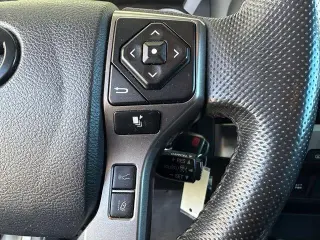 Toyota Tacoma 2018 4x2 TRD Off-Road 4dr Double Cab 5.0 ft SB