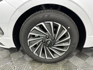 Hundai SONATA híbrido 2025 SEL 4dr Sedán