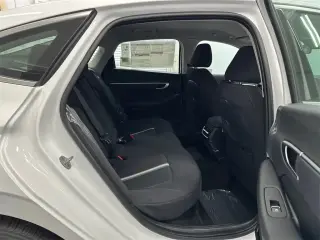Hundai SONATA híbrido 2025 SEL 4dr Sedán
