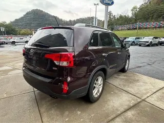Kia Sorento 2014 AWD LX 4dr SUV
