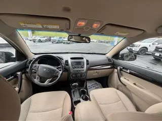 Kia Sorento 2014 AWD LX 4dr SUV