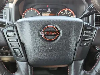 Nissan Titan XD 2024 4x4 PRO-4X 4dr Cabina de Crew 6.6 ft. LB