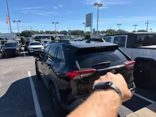 Toyota RAV4 2019 con tracción en las cuatro direcciones Adventure 4dr SUV