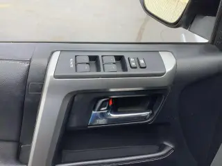 Toyota 4Runner 2016 4x4 SR5 Premium 4dr SUV