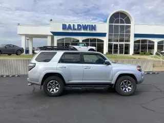 Toyota 4Runner 2016 4x4 SR5 Premium 4dr SUV
