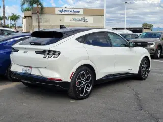 Ford Mustang Mach-E 2023 AWD GT 4dr SUV