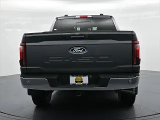 Ford F-150 2024 4x4 Lariat 4 puertas SuperCrew SB de 5.5 pies