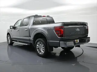 Ford F-150 2024 4x4 Lariat 4 puertas SuperCrew SB de 5.5 pies