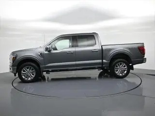 Ford F-150 2024 4x4 Lariat 4 puertas SuperCrew SB de 5.5 pies