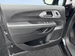 Chrysler Pacifica Híbrido enchufable 2024 S Apariencia 4dr Mini-Van