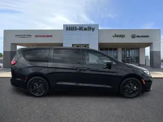Chrysler Pacifica Híbrido enchufable 2024 S Apariencia 4dr Mini-Van