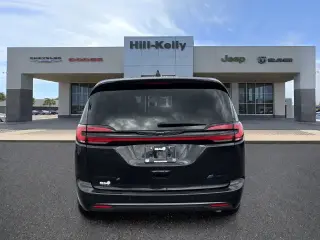 Chrysler Pacifica Híbrido enchufable 2024 S Apariencia 4dr Mini-Van