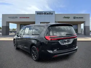 Chrysler Pacifica Híbrido enchufable 2024 S Apariencia 4dr Mini-Van
