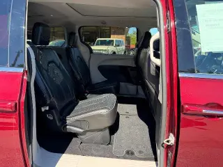 Chrysler Pacifica 2019 Limited 4dr Mini-Van