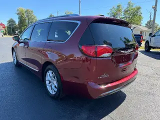 Chrysler Pacifica 2019 Limited 4dr Mini-Van