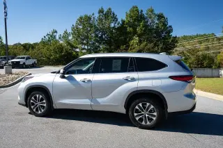 Toyota Highlander 2020 AWD XLE 4dr SUV