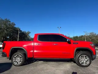 GMC Sierra 1500 2021 4x4 SLT 4dr Crew Cab 5.8 ft. SB