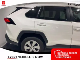 Toyota RAV4 2024 LE 4dr SUV