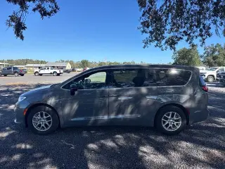 Chrysler Pacifica 2025 Select 4dr Mini-Van