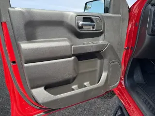 Chevrolet Silverado 1500 2025 4x4 Custom 4dr Crew Cab 5.8 ft. SB