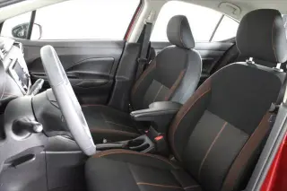 Nissan Versa 2022 SR 4dr Sedán