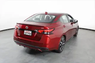 Nissan Versa 2022 SR 4dr Sedán