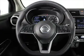 Nissan Versa 2022 SR 4dr Sedán