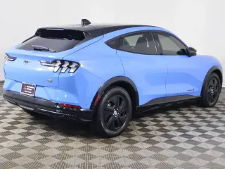 Ford Mustang Mach-E 2023 AWD California Route 1 4dr SUV