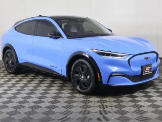 Ford Mustang Mach-E 2023 AWD California Route 1 4dr SUV