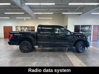 Ford F-150 2023 4x4 XLT 4dr SuperCrew 5.5 ft. SB