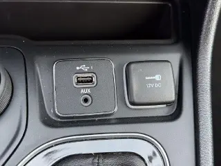 Jeep Cherokee 2019 4x4 Latitude Plus 4dr SUV