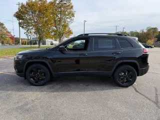 Jeep Cherokee 2019 4x4 Latitude Plus 4dr SUV