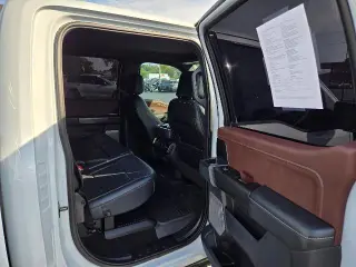 Ford F-150 2022 4x4 Lariat 4dr SuperCrew 5.5 ft. SB