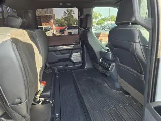 Ford F-150 2022 4x4 Lariat 4dr SuperCrew 5.5 ft. SB