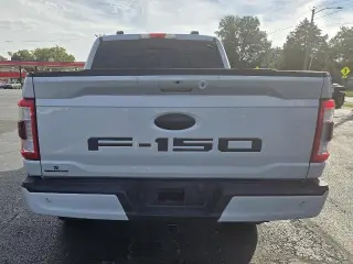 Ford F-150 2022 4x4 Lariat 4dr SuperCrew 5.5 ft. SB
