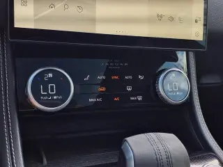 Jaguar F-PACE 2024 AWD P250 R-Dynamic S 4dr SUV