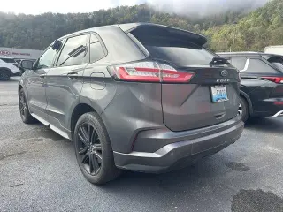 Ford Edge 2022 AWD SEL 4dr Crossover